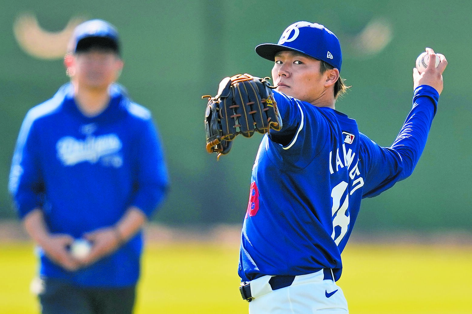 山本由伸的投球動作令新東家道奇的教練、隊友驚豔不已。(美聯社) image