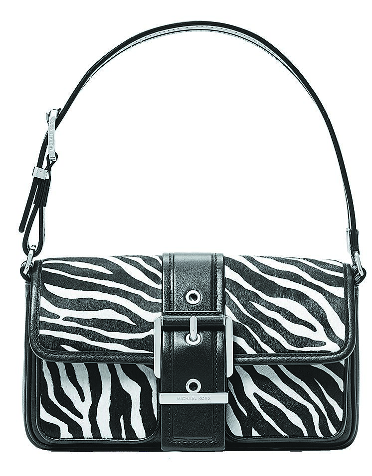 MICHAEL KORS COLBY斑馬花紋皮革肩背包,2萬100元。(MICHAEL KORS提供) MICHAEL KORS COLBY斑馬花紋皮革肩背包,2萬100元。(MICHAEL KORS提供)
