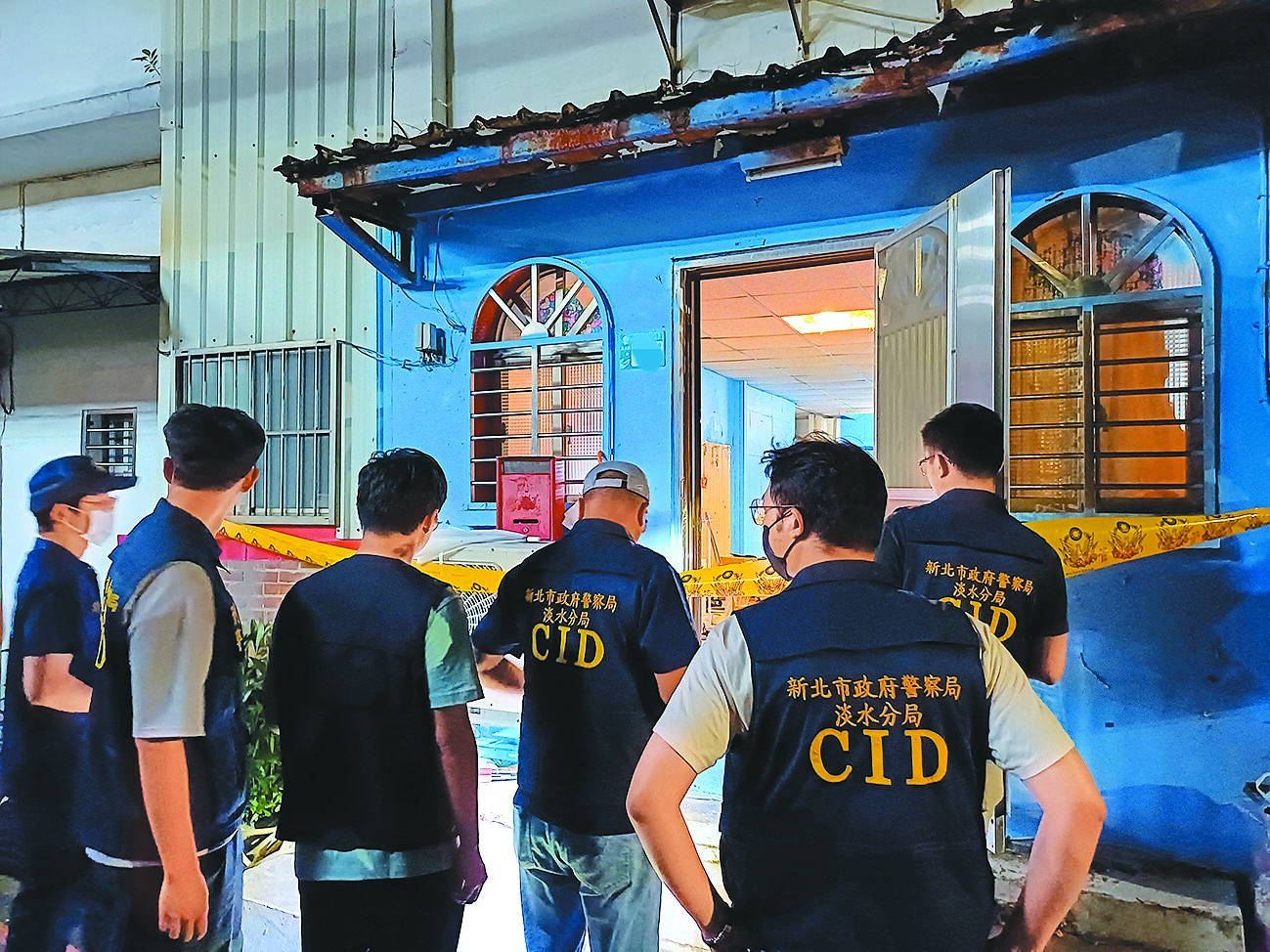 新北市淡水區5日晚間發生凶殺案,警方到場拉起封鎖線調查。(本報資料照片) image