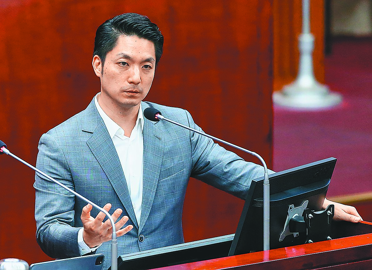 「台北─上海雙城論壇」今年由台北市政府主辦,市長蔣萬安(見圖)23日強調,即使兩岸局勢緊張,但城市交流不能斷,已邀約上海市長龔正來台參加論壇。(鄧博仁攝) image