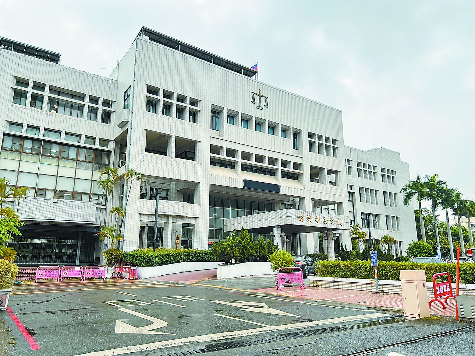 南投地檢署起訴小學狼師,並建請從重量刑。(楊靜茹攝) image