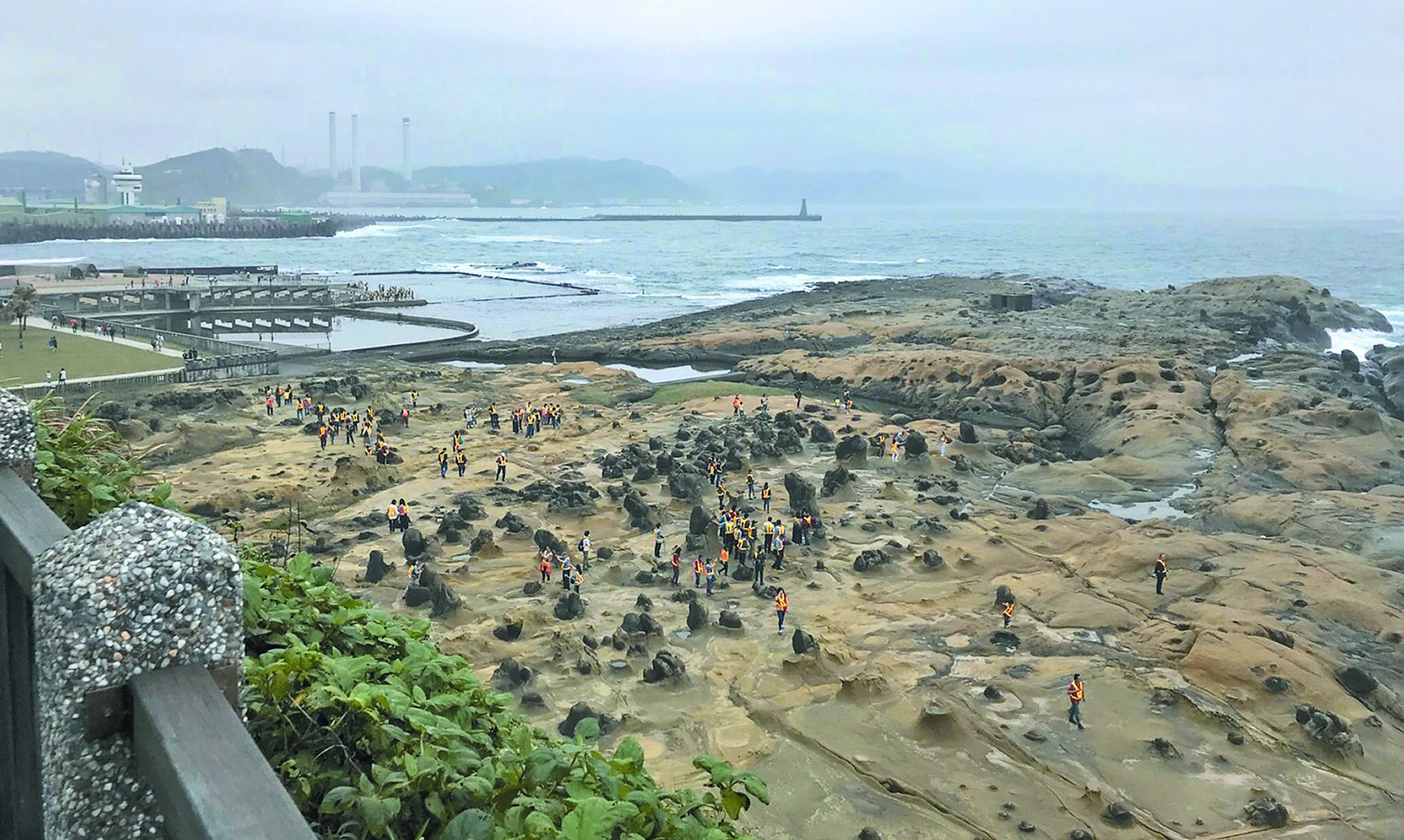 海軍銘傳艦歐姓上兵疑似情緒不穩落海,17日凌晨自行游泳從基隆和平島公園上岸。(本報資料照片) image