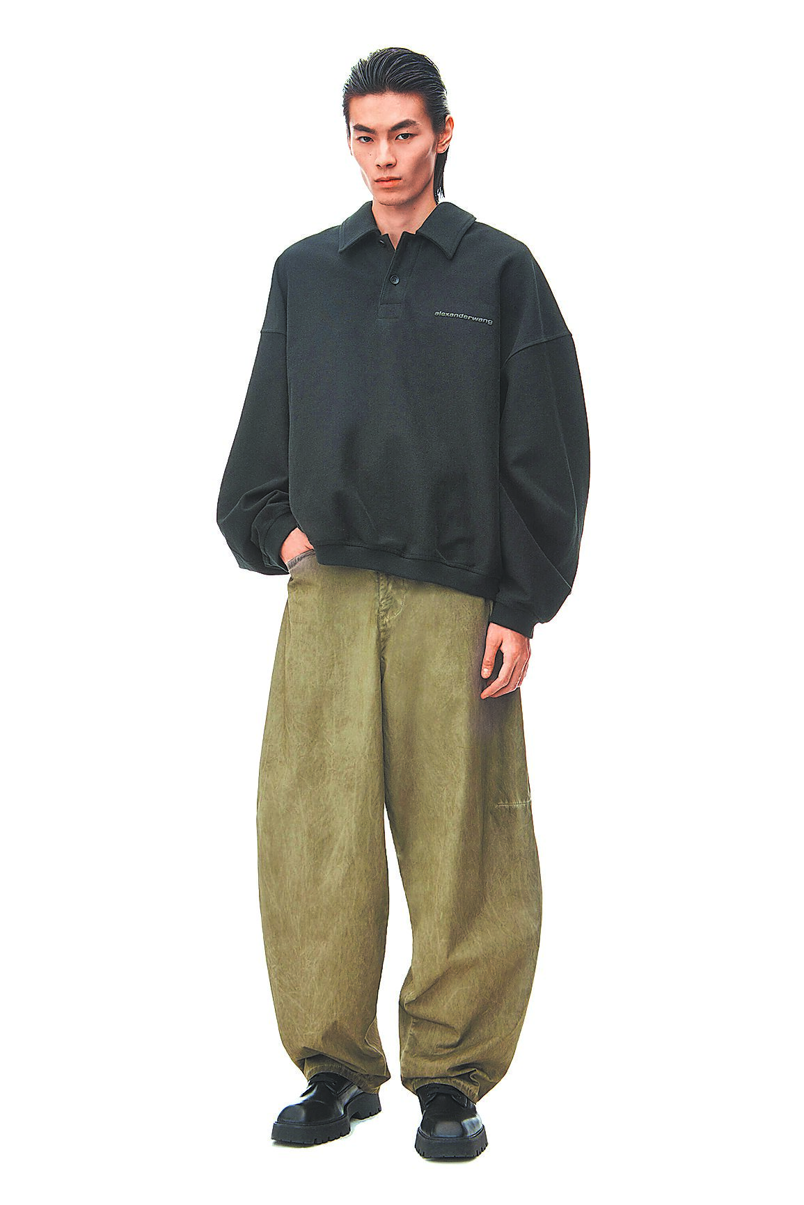 微風南山alexanderwang品牌logo polo衫,推薦價1萬5800元。
(微風提供) 微風南山alexanderwang品牌logo polo衫,推薦價1萬5800元。
(微風提供)