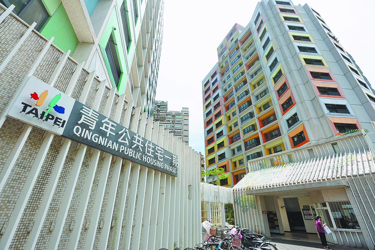 台北市社會住宅目前採抽籤制和評點制,不同社宅招租民眾必須個別申請,北市都發局預計明年建制統一登記平台,作為將來推行輪候制的參考依據。(本報資料照片) image