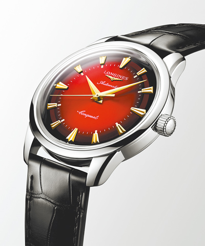 浪琴在蛇年推出征服者復刻系列Conquest Heritage蛇年生肖腕,2025只,10萬2100元。(Longines提供) 浪琴在蛇年推出征服者復刻系列Conquest Heritage蛇年生肖腕,2025只,10萬2100元。(Longines提供)