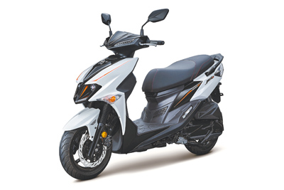 SYM慶賀年度冠軍雙稱霸,針對JET SL / SL+兩車款推出優惠五重送。(三陽提供) SYM慶賀年度冠軍雙稱霸,針對JET SL / SL+兩車款推出優惠五重送。(三陽提供)