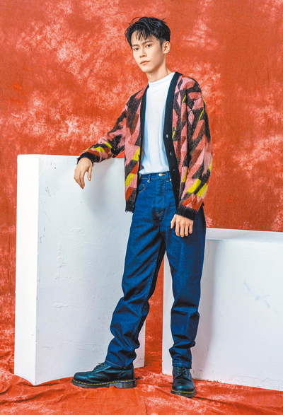 周曉涵、黃雋智(見圖)以及劉育仁在去年成為同門,3人分享新年計畫。(羅永銘攝) 周曉涵、黃雋智(見圖)以及劉育仁在去年成為同門,3人分享新年計畫。(羅永銘攝)