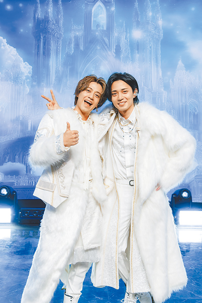 King & Prince成員永瀨廉(右)和高橋海人受邀參加紅白藝能大賞。(環球音樂提供) image