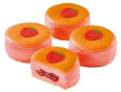 全聯We Sweet草莓雲朵舒芙蕾,預計2月21日上市,每個109元。(全聯提供) image