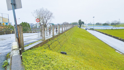 宜蘭縣政府研議從國道5號高速公路作為起點,沿蘭陽溪堤岸共構興建縣內首條東西向快速道路,可連結三星鄉、大同鄉,全長約23公里。(吳佩蓉攝) image