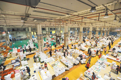 台中魚市場是全台第二大、中台灣最大的魚類批發市場,近年來交易量逐年下滑。(台中市政府提供/陳淑娥台中傳真) image