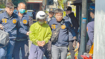 高雄分屍案震驚社會,凶嫌張介宗(前排左三)涉嫌殺害3名婦人並分屍,目前警方已鞏固事證,近期擬借提張介宗訊問。(本報資料照片) image