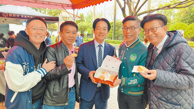 賴清德總統日前邀請黨籍立委至總統官邸烤肉。(摘自郭國文臉書) image