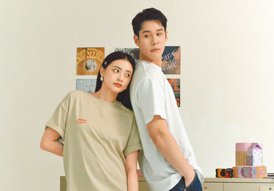 周予天(右)的新歌與美式休閒服飾品牌合作。(天立揚製片提供) image