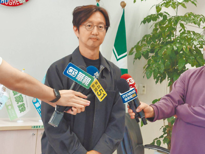台大婦產科醫師施景中日前爆料有立委耍官威,台中市議員江肇國(見圖)11日爆料,耍官威的人是立委羅廷瑋。(陳淑娥攝) image
