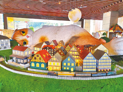 CITYLINK南港店限時推「巨貓冬冬」打卡玩輪盤活動。(CITYLINK提供) CITYLINK南港店限時推「巨貓冬冬」打卡玩輪盤活動。(CITYLINK提供)