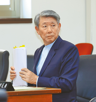 電價費率審議會將在28日登場,經濟部長郭智輝(見圖)24日出席立法院經濟委員會。(劉宗龍攝) image