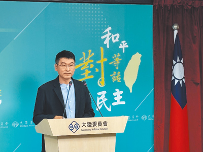 陸委會副主委兼發言人梁文傑27日主持記者會,批評大陸國台辦推出舉報專欄滋擾台灣內政。(朱紹聖攝) image