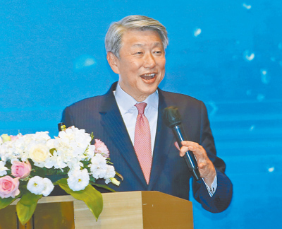 經濟部長郭智輝9日出席「2025生策年會」,並以「美國新關稅下台灣產業政策─生技產業發展方向」為題發表演說。(范揚光攝) image
