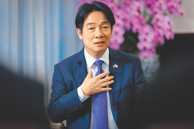 賴清德總統520就職滿周年,學者表示,若美國總統川普送高關稅當賀禮,台灣將面臨出口熄火、投資停滯、失業率上升等3波經濟衝擊。(總統府提供) image