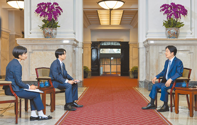 賴清德總統(右)日前接受「NTV日本電視台」《NEWS ZERO》節目主持人櫻井翔專訪,櫻井翔20日也出席賴總統記者會。(總統府提供) image