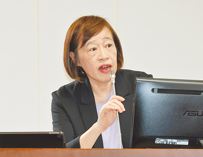 賴清德總統宣示成立主權基金,國發會副主委高仙桂22日指出,台灣沒有石油等自然資源,未來基金財源主要是「外匯存底」或「財政盈餘」。(姚志平攝) image