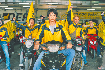納塔拉(中)自認和《瘋狂獨角獸》中的主角有同樣心境。(Netflix提供) image