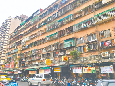 台北市大安區信維整建住宅,僅8成多同意未達9成。(本報資料照片) image