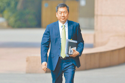 前行政院發言人陳宗彥被控任職台南市民政局長期間,接受酒店業者性招待,一審獲判無罪,台南地檢署不服,9日提起上訴。(本報資料照片) image