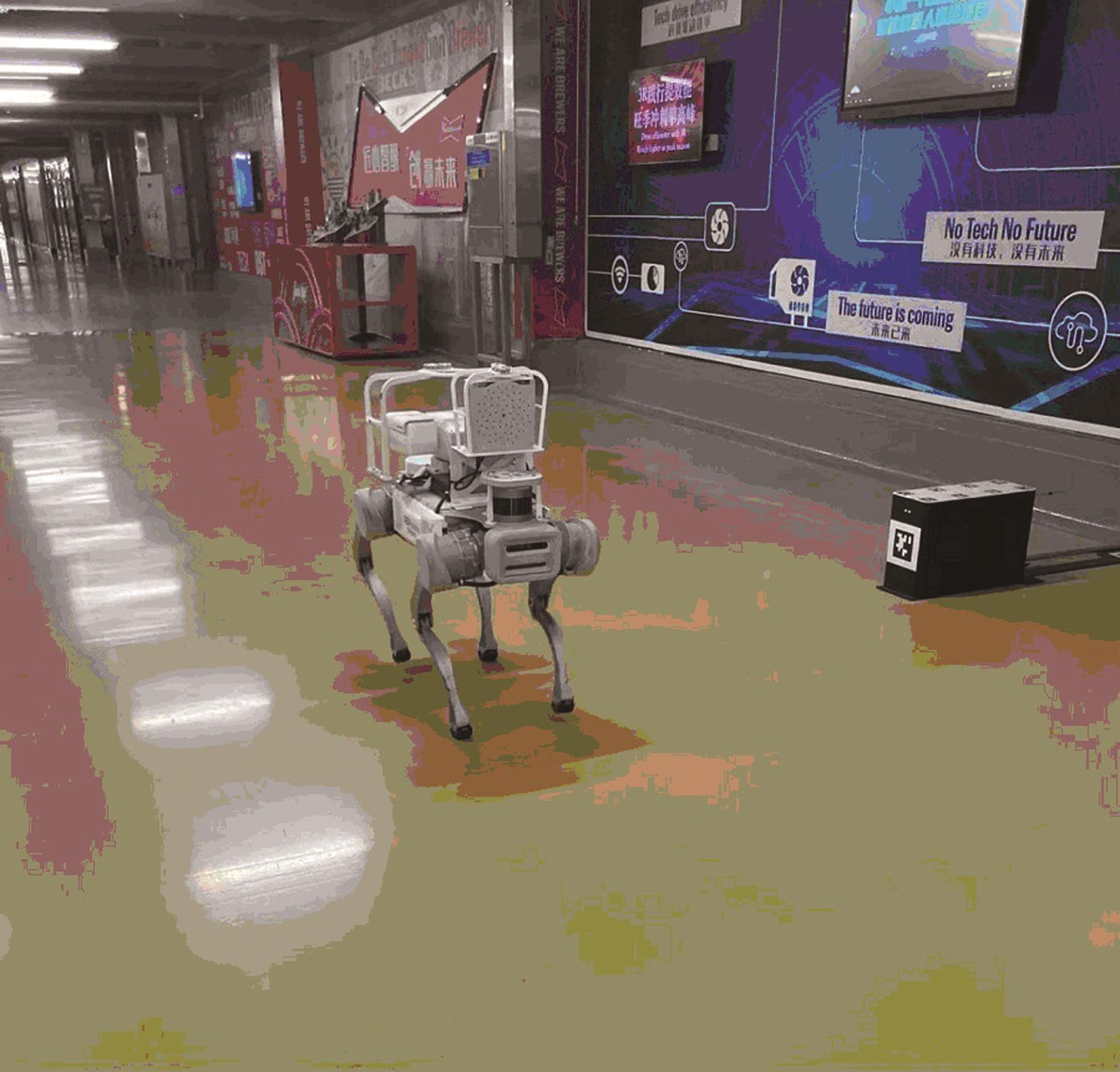 工廠內的「智慧巡檢員」─機器狗。(陳祖昌攝) 工廠內的「智慧巡檢員」─機器狗。(陳祖昌攝)