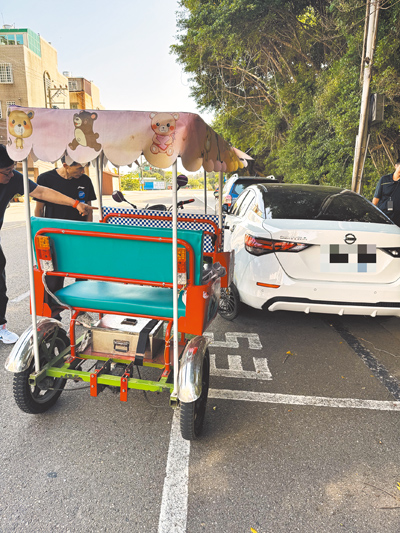拼裝電動車事故頻傳,業者無保險機制,車輛無法可管,導致遊客發生意外時求償無門。新聞示意圖。(民眾提供/陳祐誠台北傳真) image