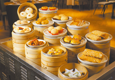 逾20道精緻港點、潮州美饌100分鐘吃好吃滿,任賓客挑選,另享果汁飲品無限暢飲。(神旺潮品集.忠孝店提供) image