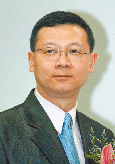 台大醫院婦產科接連出現狼醫,圖為棄保潛逃出境的鄭文芳。(本報資料照片) image