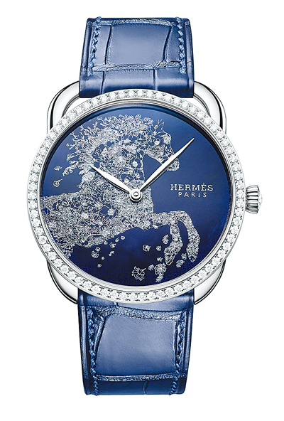 愛馬仕Arceau Robe legere工藝腕表,以法國藝術家Theo de Gueltzl設計的Robe Legere絲巾為延伸。(HERMES提供) 愛馬仕Arceau Robe legere工藝腕表,以法國藝術家Theo de Gueltzl設計的Robe Legere絲巾為延伸。(HERMES提供)