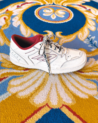 Monday Shoes全新配色,勾起不少人的買鞋欲望。(Balenciaga提供) Monday Shoes全新配色,勾起不少人的買鞋欲望。(Balenciaga提供)