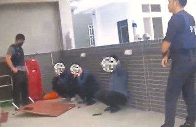 林姓婦人遭詐騙報案後,嘉義、桃園警方聯手,日前在桃園多處執行搜索,並帶回多名涉案嫌犯。(警方提供/呂妍庭嘉義傳真) image