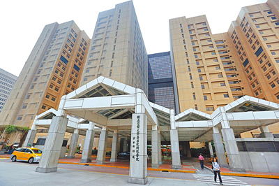 台大醫院去年首度出現兒科住院醫師「招不滿」情況,今年同樣未招滿,13人只招到9人,8月起主治醫師也得加入夜間值班行列。(本報資料照片) image