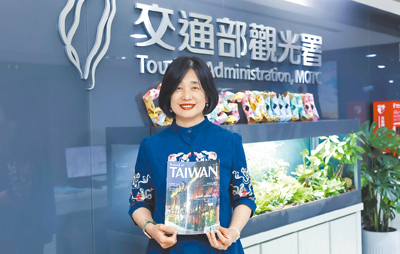 觀光署長陳玉秀接受本報專訪。(陳俊吉攝) image