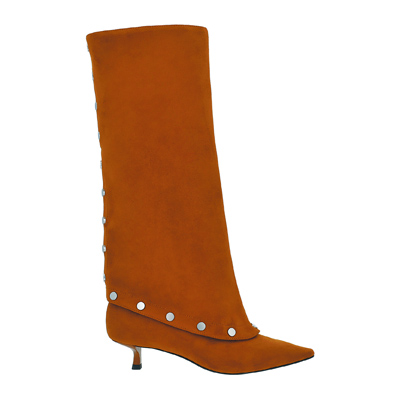 CHARLES & KEITH Gael兩穿細跟長靴,3590元。(CHARLES & KEITH提供) CHARLES & KEITH Gael兩穿細跟長靴,3590元。(CHARLES & KEITH提供)