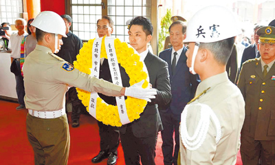 台北市長蔣萬安2日上午主持2025年台北市忠烈陣亡將士秋祭大典。(台北市政府提供/丁上程台北傳真) image