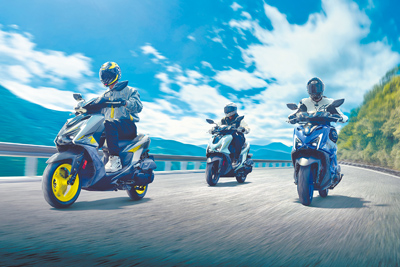 YAMAHA推出全新CYGNUS X 125與CYGNUS XR 155兩大旗艦運動速克達,售價9萬4500元起。(台灣山葉提供) image