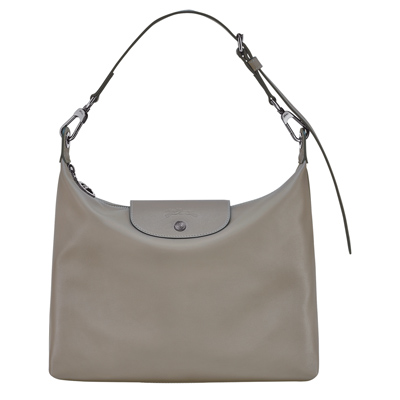 新光三越LONGCHAMP Le Pliage Xtra半月形單肩包,推薦價2萬1700元。(新光三越提供) 新光三越LONGCHAMP Le Pliage Xtra半月形單肩包,推薦價2萬1700元。(新光三越提供)