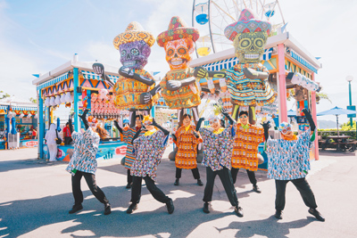 「哈囉喂全園祭」已於10日正式啟動,亡靈狂歡慶典把現場氛圍帶到最高潮。(香港海洋公園提供) image