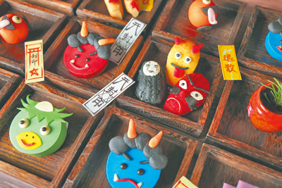 雲品溫泉酒店的丹彤自助餐將於萬聖節期間推出妖怪系列甜品,讓旅人在品味佳餚的同時,也能沉浸於濃厚的節慶氛圍中。(雲朗觀光提供) 雲品溫泉酒店的丹彤自助餐將於萬聖節期間推出妖怪系列甜品,讓旅人在品味佳餚的同時,也能沉浸於濃厚的節慶氛圍中。(雲朗觀光提供)