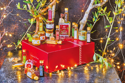 耶誕節腳步接近,法國精品橄欖油品牌Oliviers & Co.以耶誕美食餐桌為主題,用華麗的倒數月曆(見圖)帶來驚喜。(O&CO.提供) image