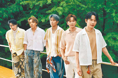 Energy今年才拿下金曲獎年度歌曲,人氣正旺,左起Toro、坤達、阿弟、書偉、牛奶。(資料照片) image