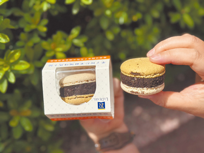 7-11 LaDears栗子提拉米蘇風味馬卡龍,59元。(7-11提供) 7-11 LaDears栗子提拉米蘇風味馬卡龍,59元。(7-11提供)