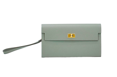 BREEZEONLINE Hermes Kelly Pocket Madame小牛皮金釦長夾,原價14萬8000元,優惠價11萬1111元。(BREEZEONLINE提供) BREEZEONLINE Hermes Kelly Pocket Madame小牛皮金釦長夾,原價14萬8000元,優惠價11萬1111元。(BREEZEONLINE提供)