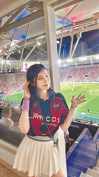 謝薇安為好友謝侑芯處理身後事。(謝薇安提供) 謝薇安為好友謝侑芯處理身後事。(謝薇安提供)