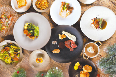 「Mark’s Teppanyaki」在耶誕及跨年限定套餐,特選日本北海道根室海膽等豪華海陸食材入饌,照片為示意圖,實際菜色依現場提供為主。(台北萬豪酒店提供) 「Mark’s Teppanyaki」在耶誕及跨年限定套餐,特選日本北海道根室海膽等豪華海陸食材入饌,照片為示意圖,實際菜色依現場提供為主。(台北萬豪酒店提供)